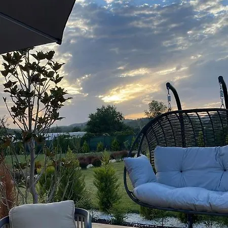 Manolya Kayacık
